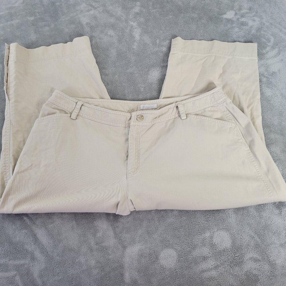 Charter Club Women's 18W Plus Size Beige Capri Pants‎ Button Hem Stretch CAP6E
